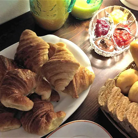 Couette-café Crocetta 3*